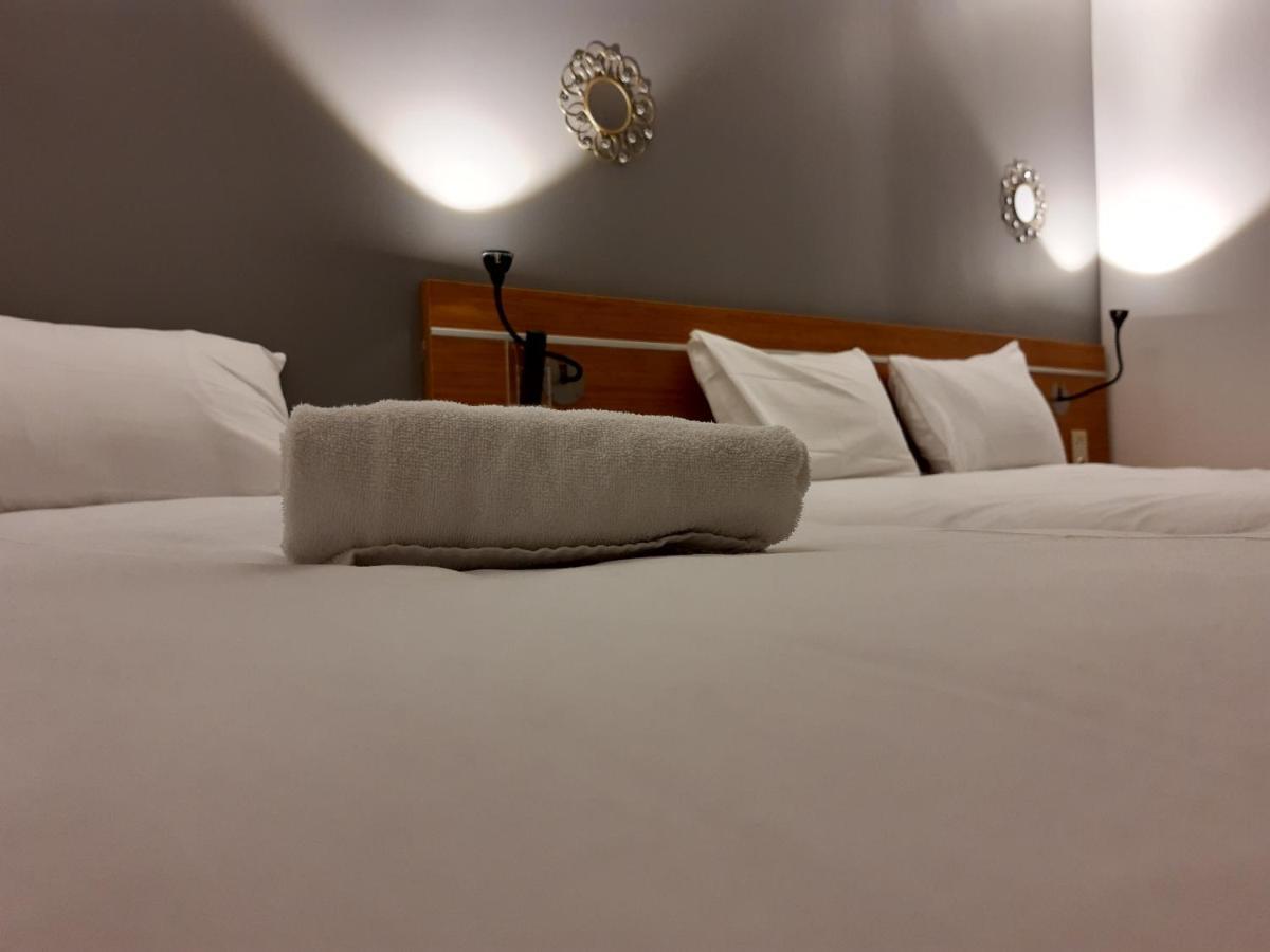 Hélios Hôtel Poitiers Esterno foto